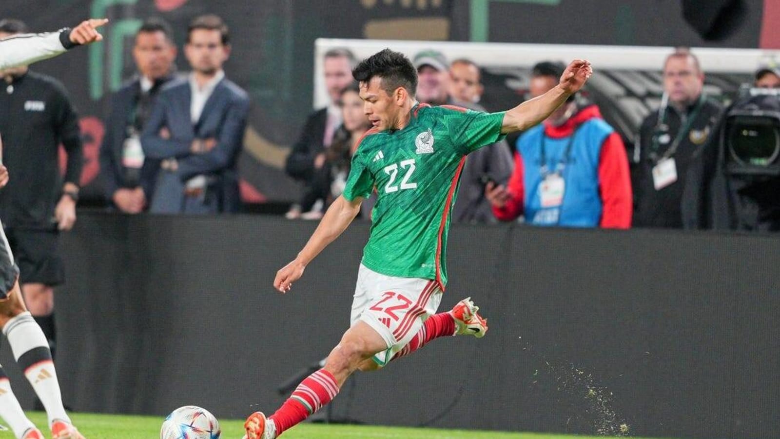 Report: San Diego FC working to sign Hirving &#39;Chucky&#39; Lozano