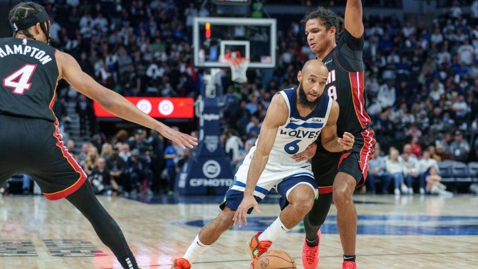 Timberwolves G Jordan McLaughlin (knee sprain) out 4 weeks