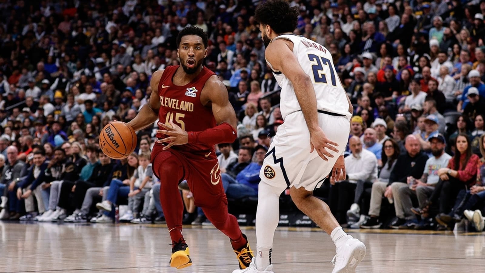 Donovan Mitchell leads Cavaliers past Nuggets for 6th straight win
