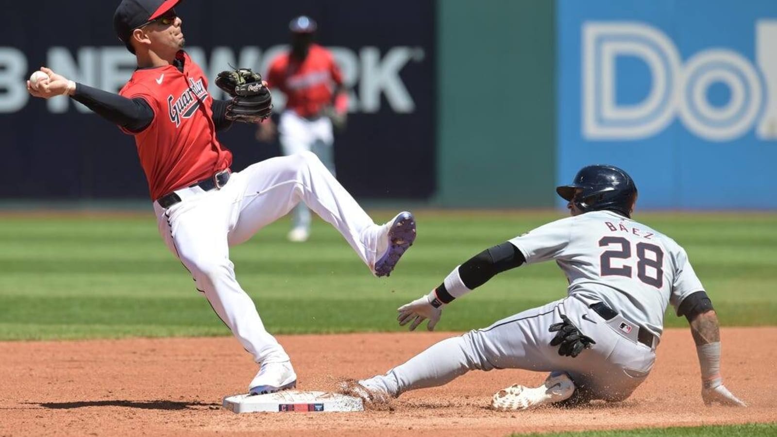 Guardians rally to tie in 9th, down Tigers in 10th on walkoff