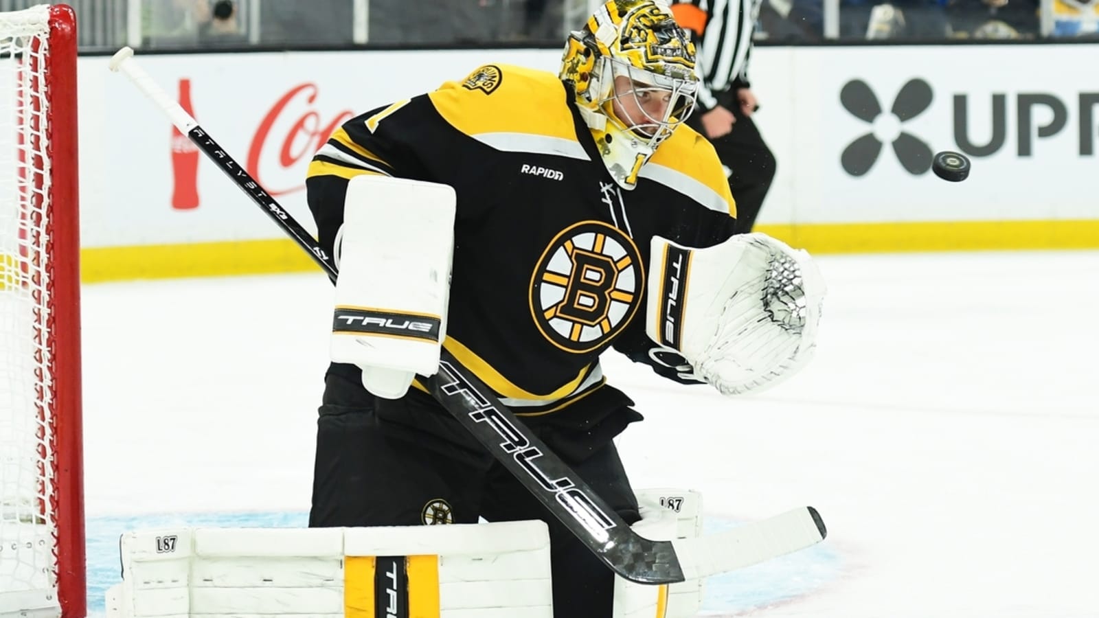 Bruins bid to halt slide in encounter vs. Penguins