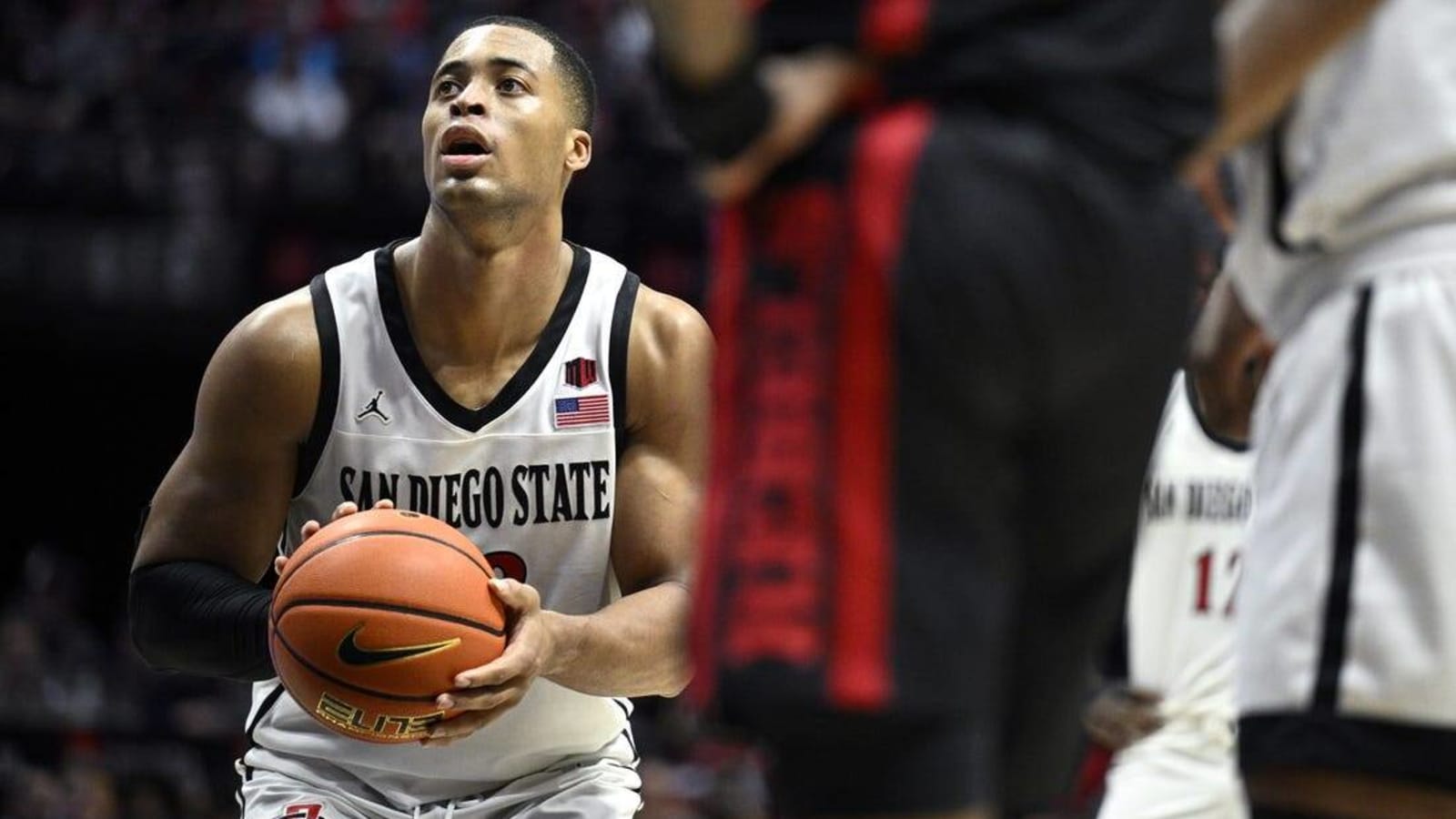 San Diego State continues home dominance of No. 17 Utah State