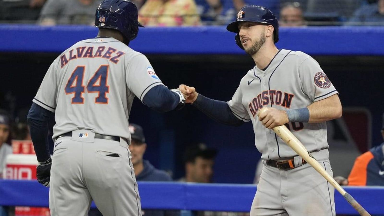Hot-hitting Astros pursue another win at Toronto