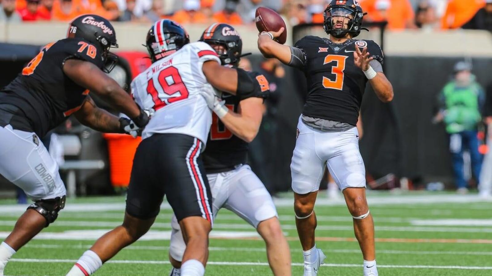 Late surge lifts No. 7 Oklahoma State over Texas Tech
