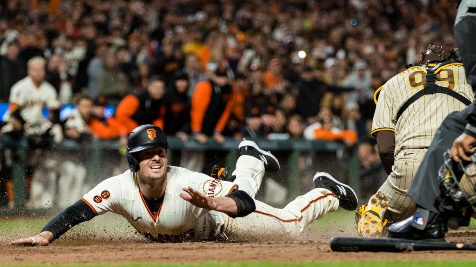 SF Giants' winning streak reaches 10 games against Padres