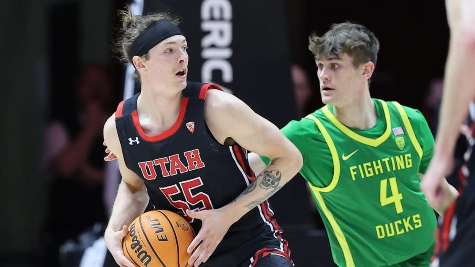 Oregon cruises to victory, continues dominance of Utah