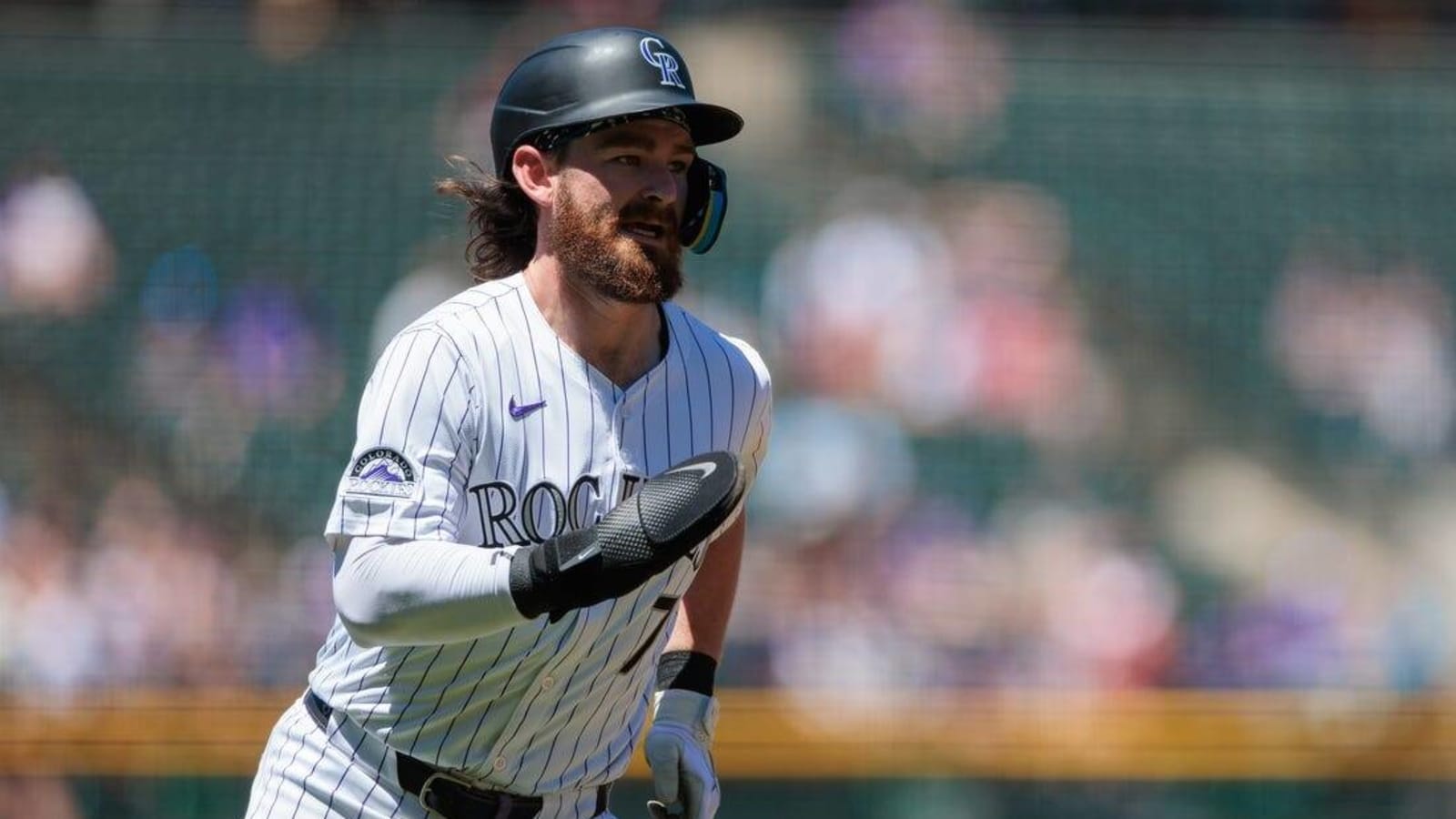 Rockies call up infield prospect Adael Amador