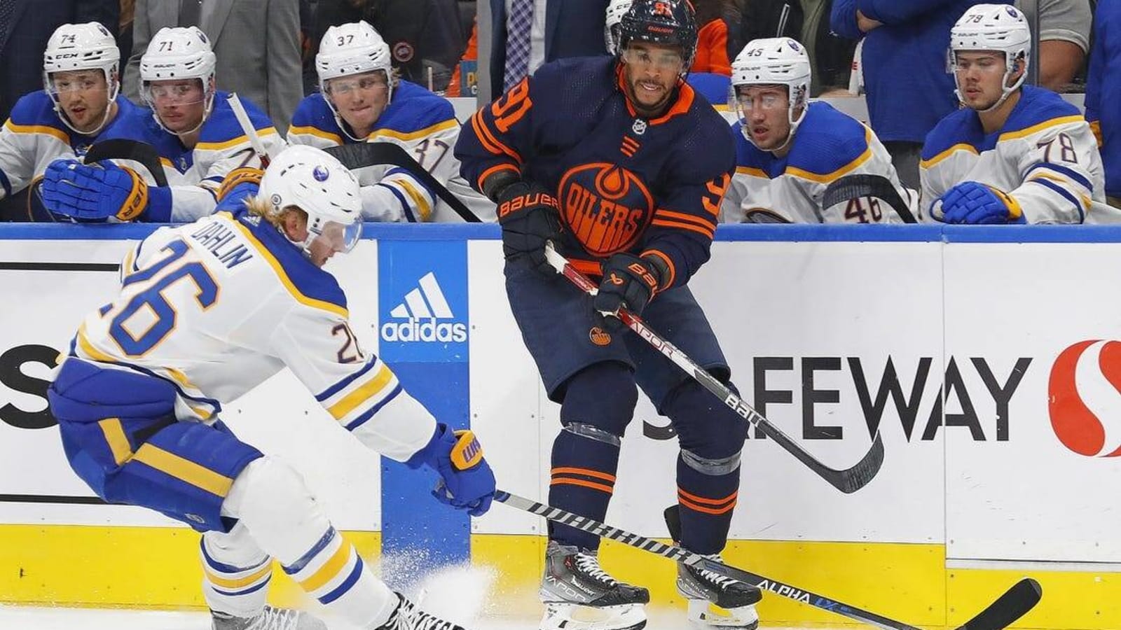 Eric Comrie stops 46 shots as Sabres top Oilers