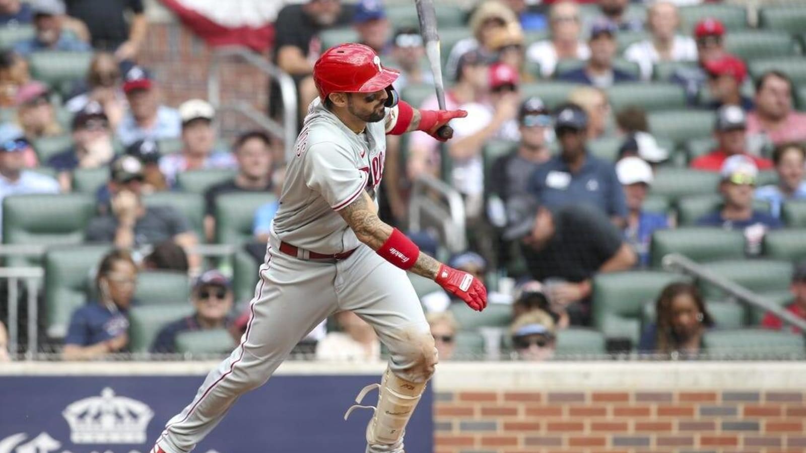 Nick Castellanos powers Phillies over Braves to open NLDS