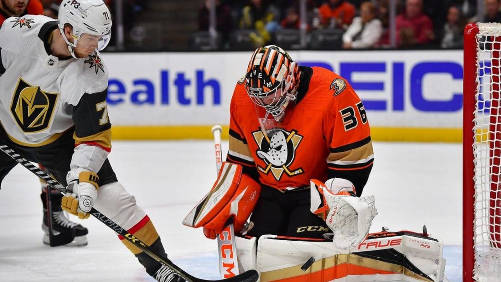 Ducks stun Golden Knights, hand Vegas second straight loss