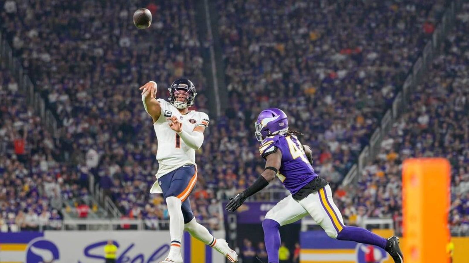 Last-minute FG lifts Bears past turnover-plagued Vikings