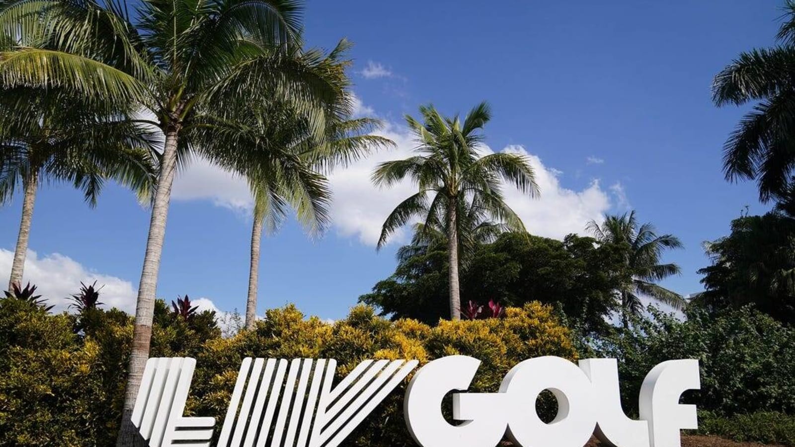 LIV Golf finalizes all 12 team rosters for second season