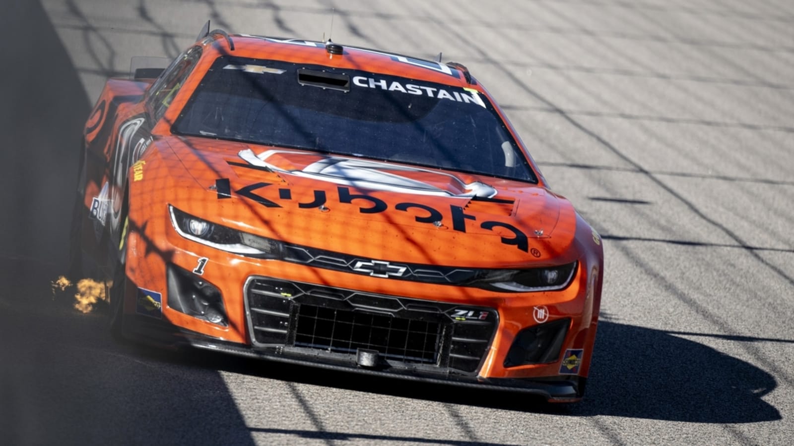 Ross Chastain wins at Kansas; Kyle Larson finishes 26th