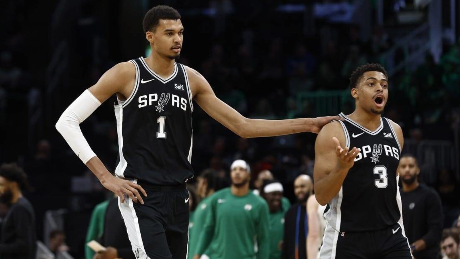 Spurs out to capitalize on Wizards&#39; porous defense