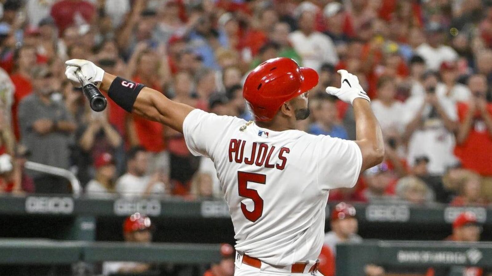 Albert Pujols chasing down 700 HRs as Cardinals head to San Diego