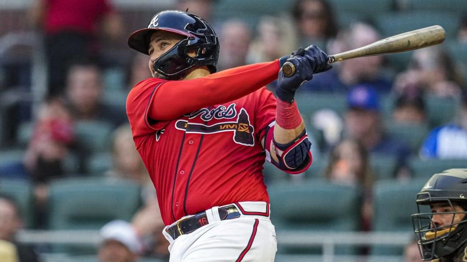 Travis d’Arnaud (2 homers) powers Braves past Rockies