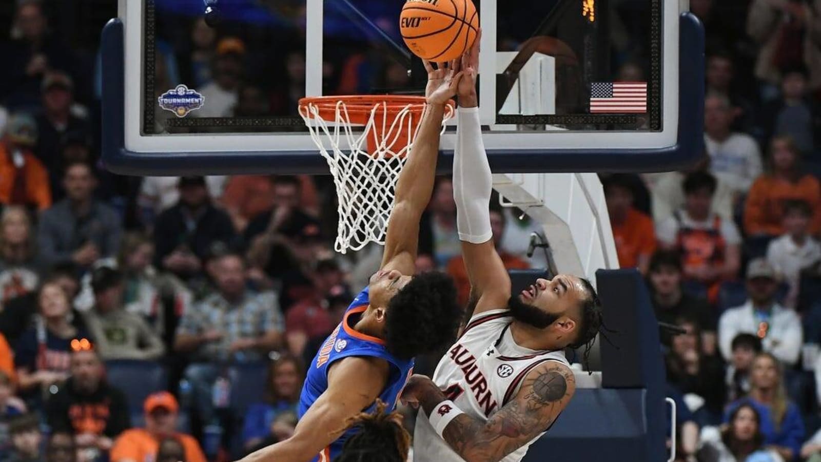 Auburn crowned SEC champions, flushes Florida in title game