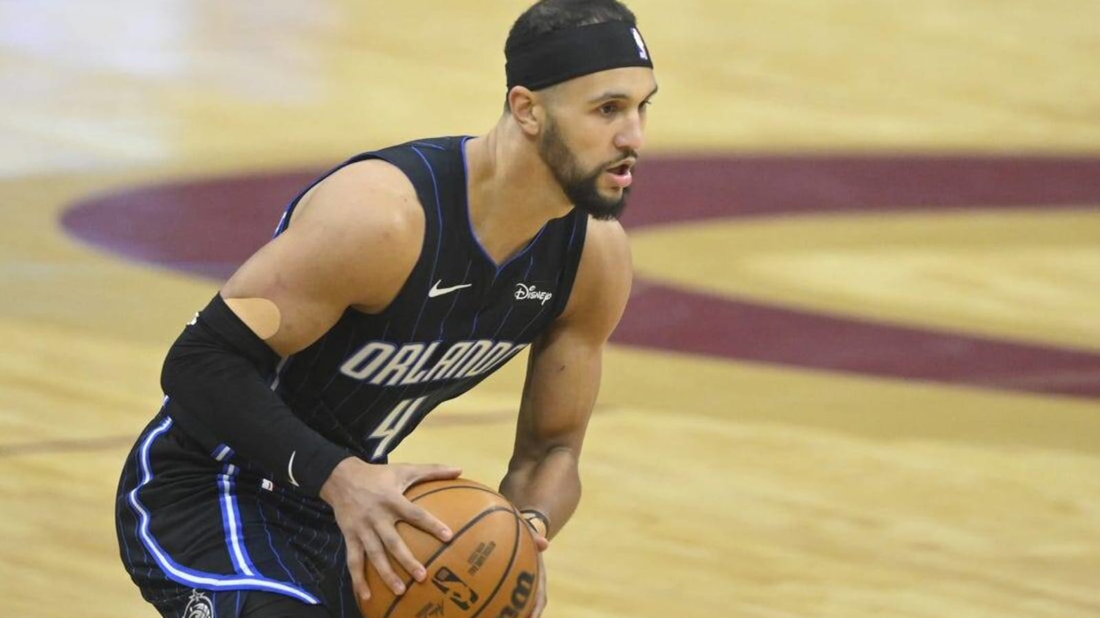 Magic G Jalen Suggs (knee) exits game vs. Cavs