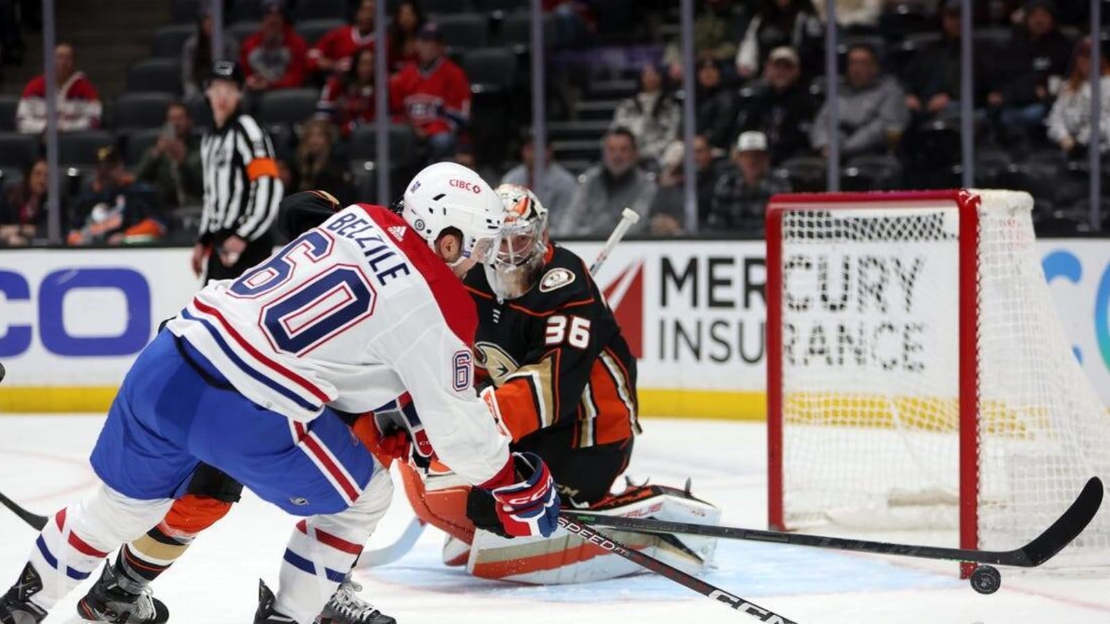 Mason McTavish&#39;s tiebreaking goal helps Ducks down Canadiens