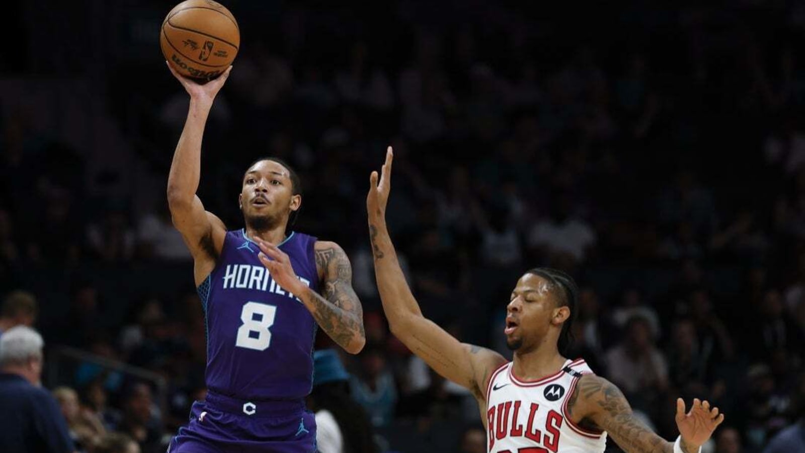 Coby White&#39;s shooting lifts Bulls over Hornets