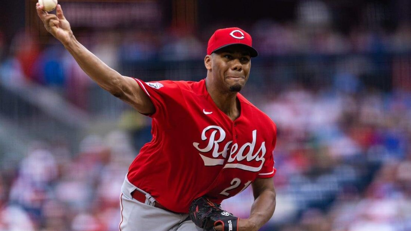 Reds RHP Hunter Greene (leg) exits game vs. Rays