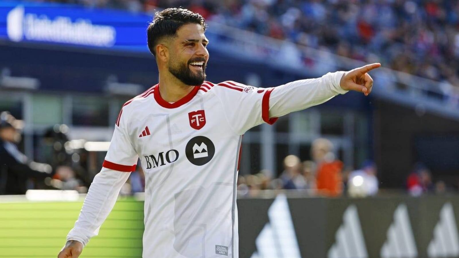 Lorenzo Insigne propels Toronto FC to rare road win at New England