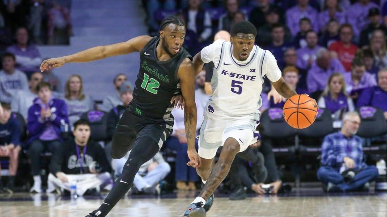 Cam Carter, Kansas State hold off Chicago State