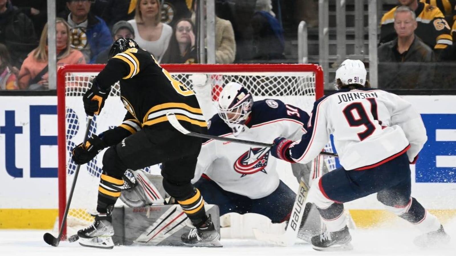 NHL roundup: Bruins clinch league&#39;s best record