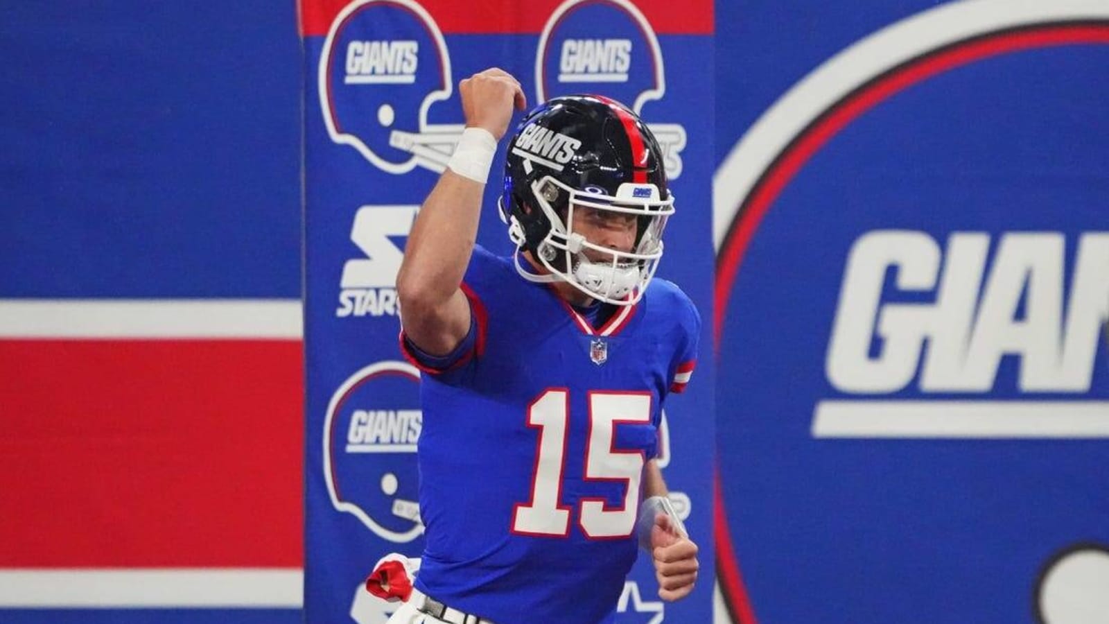 Giants QB Tommy DeVito earns Player of Week honors