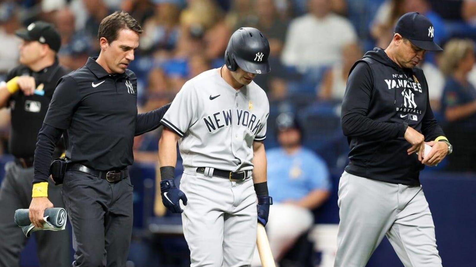 Yankees OF Andrew Benintendi (wrist) leaves game vs. Rays