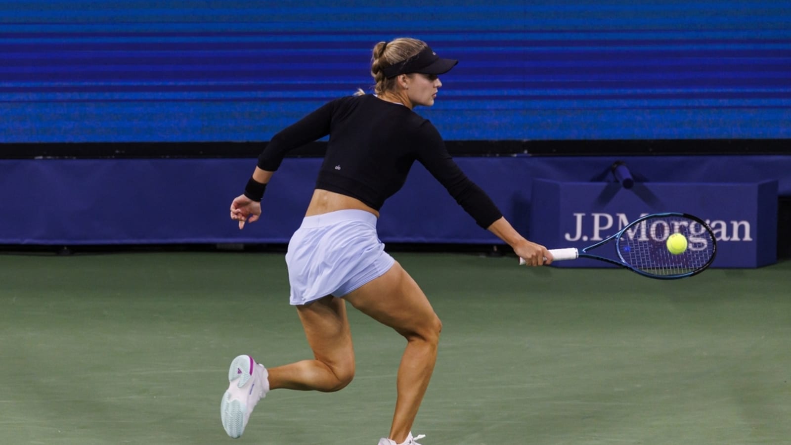 WTA roundup: Anna Kalinskaya rallies at Ningbo Open