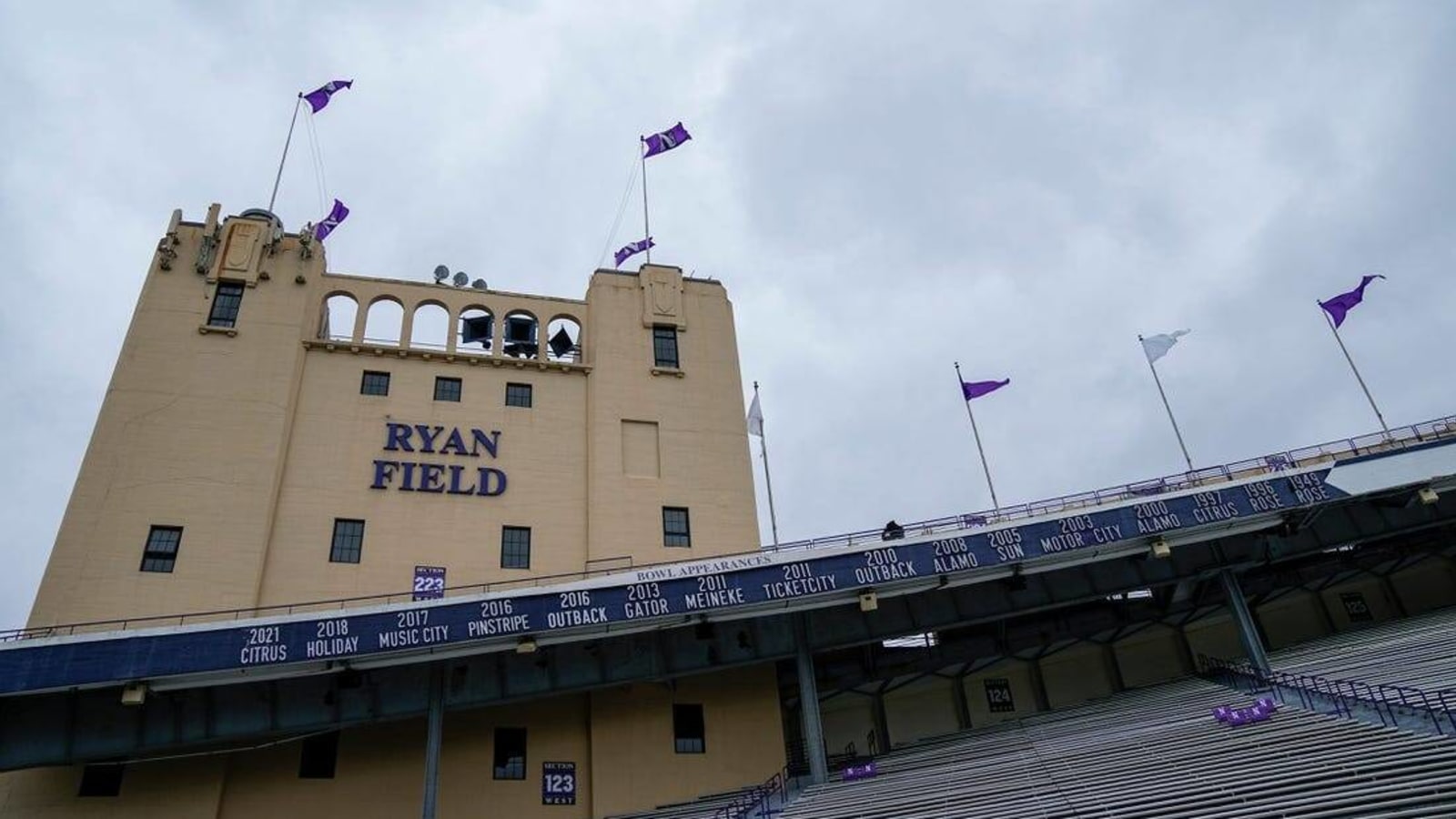 Northwestern faculty call for release of investigation findings