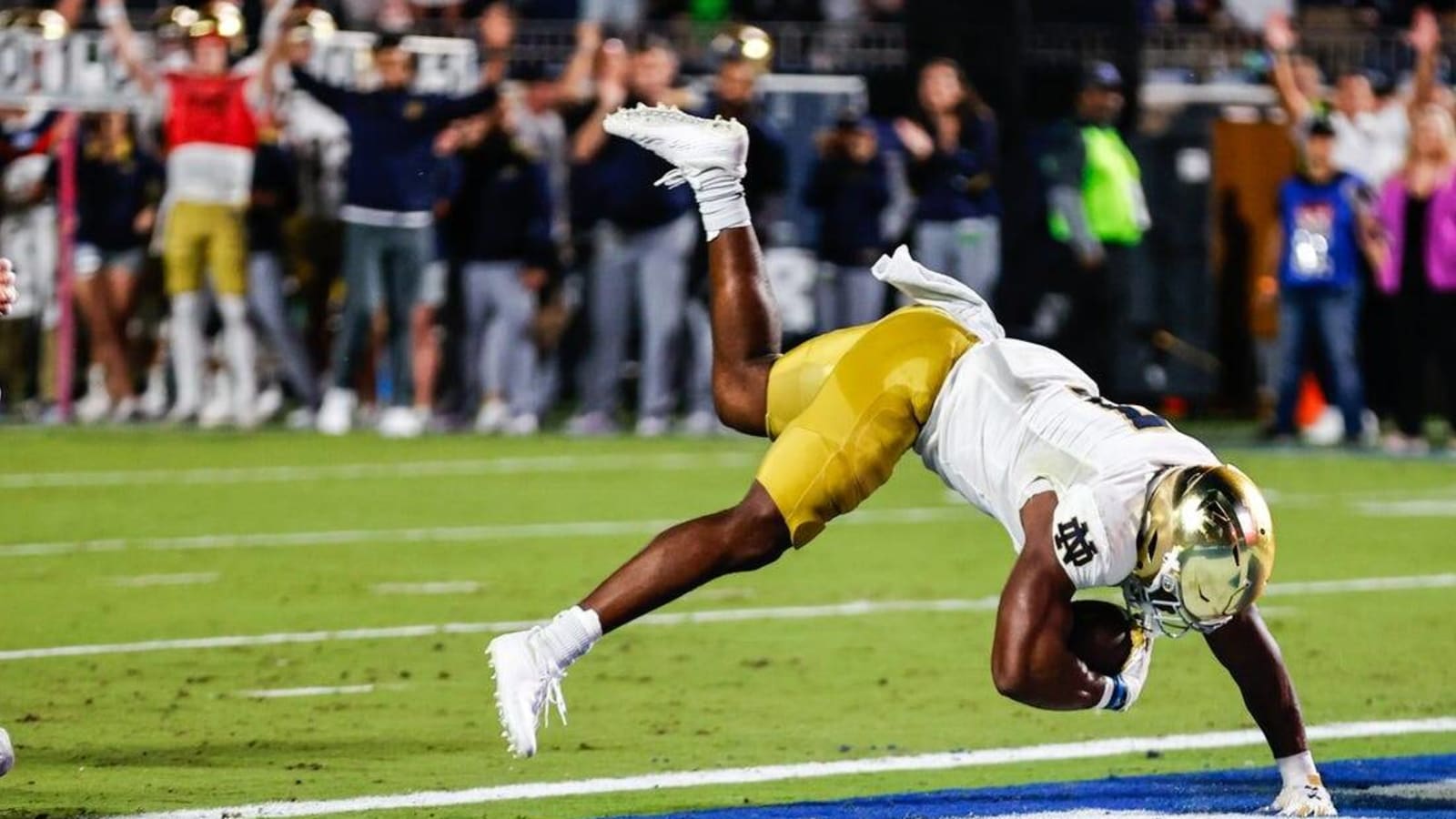 No. 11 Notre Dame flips script, scores late to beat No. 17 Duke