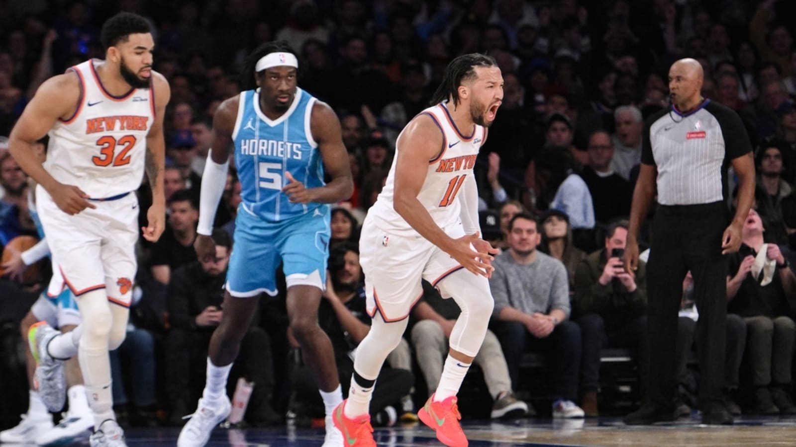 After slow start, Knicks run away from Hornets