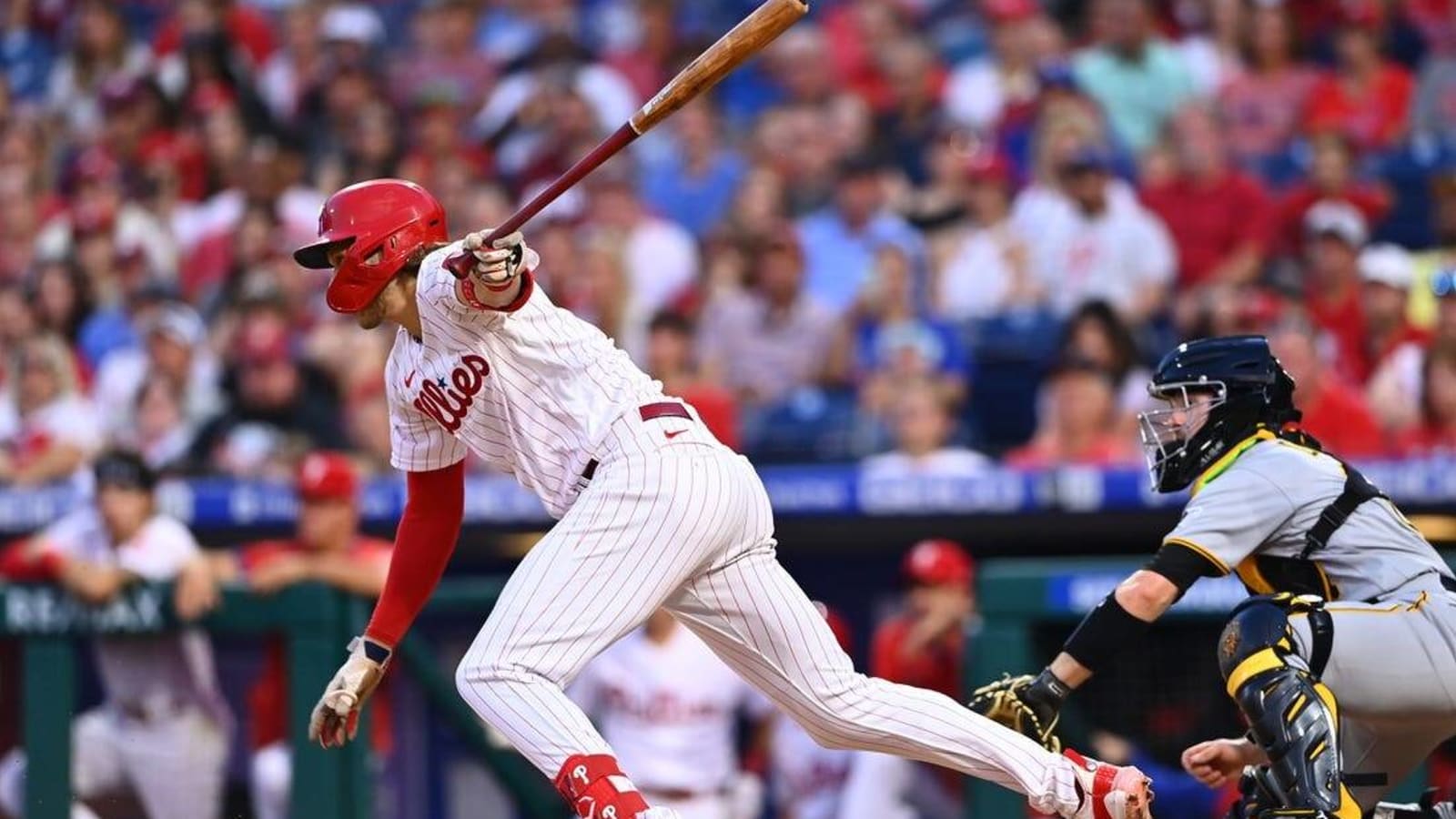 Bryce Harper, back from IL, drives in 2 as Phils top Pirates