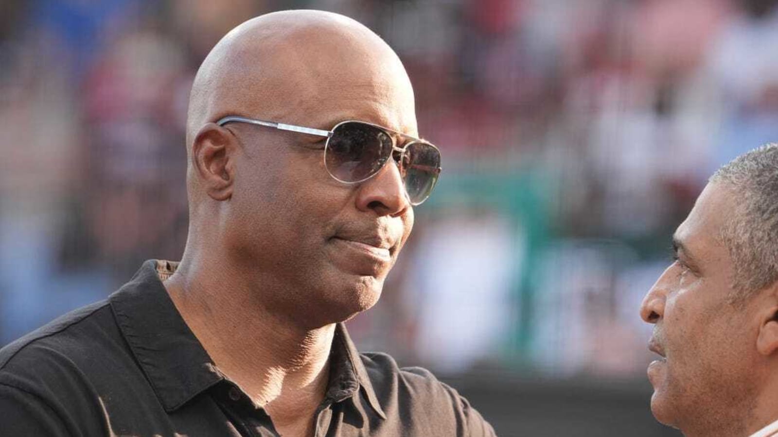 Barry Bonds, Willie Mays&#39; godson, attends Birmingham game