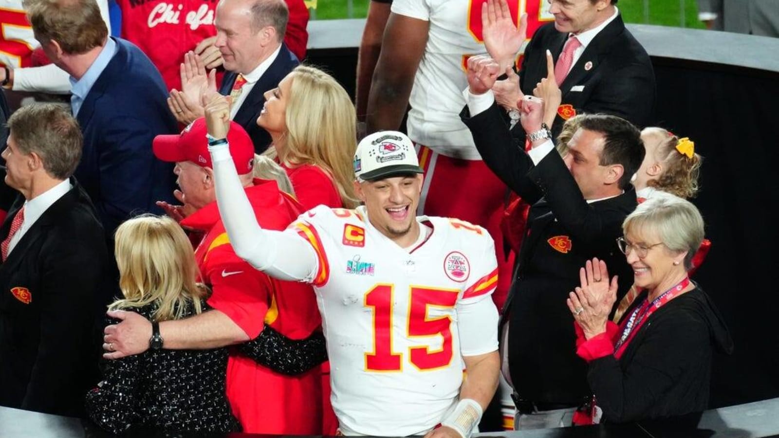 Chiefs slated as early favorites to repeat as Super Bowl champs