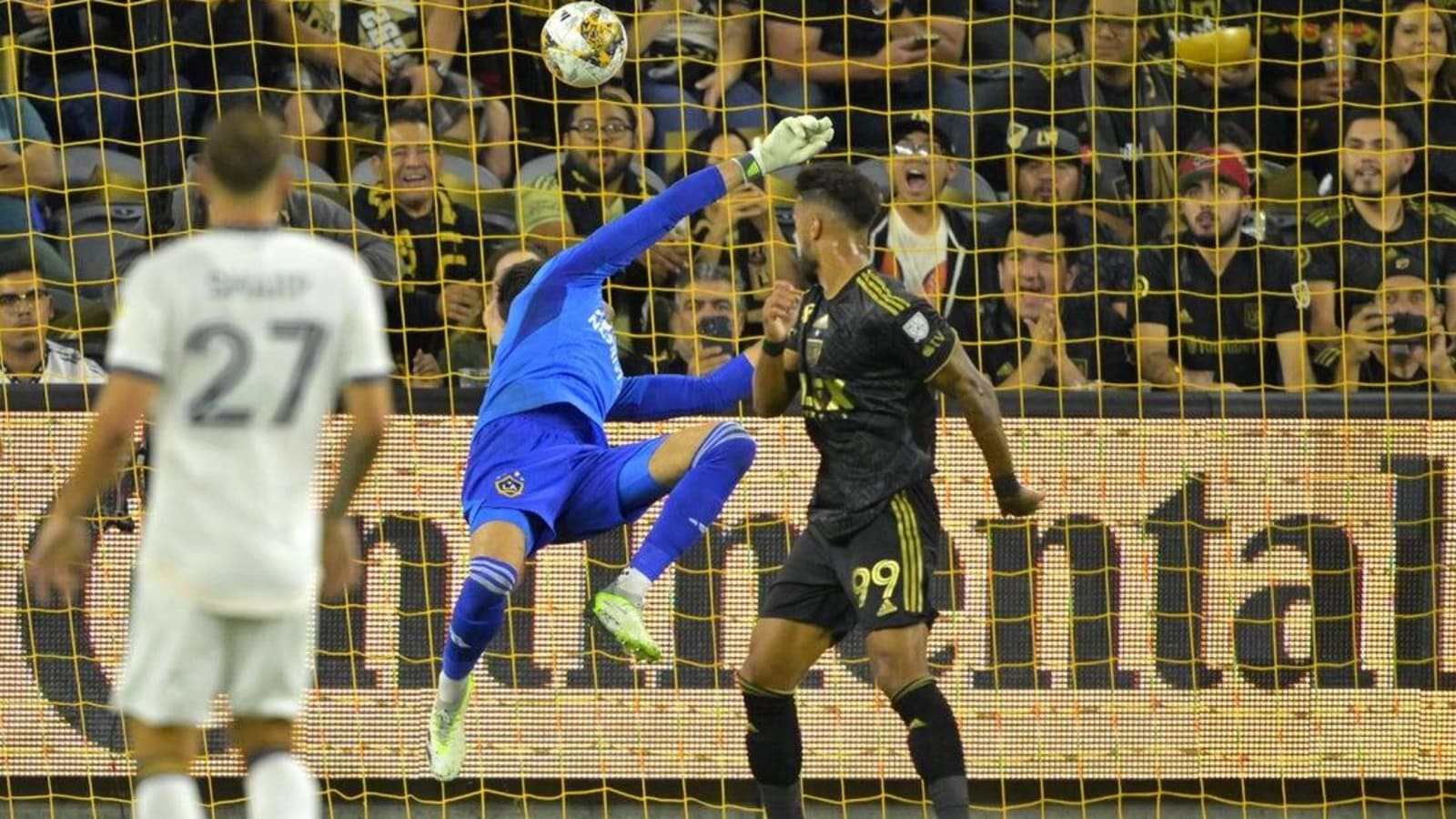 Denis Bouanga, LAFC double up Galaxy in El Traffico