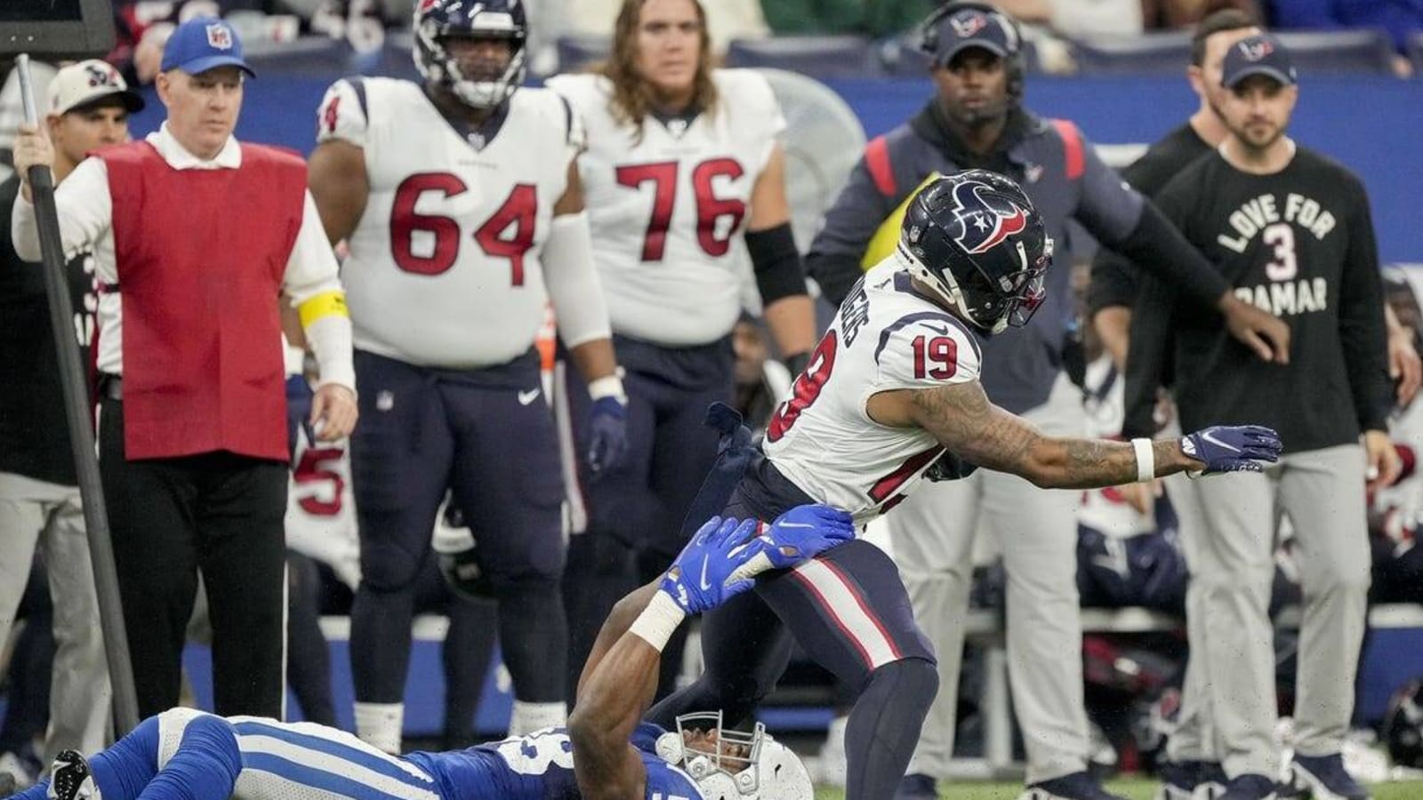 Texans&#39; late TD, two-point conversion enough to topple Colts