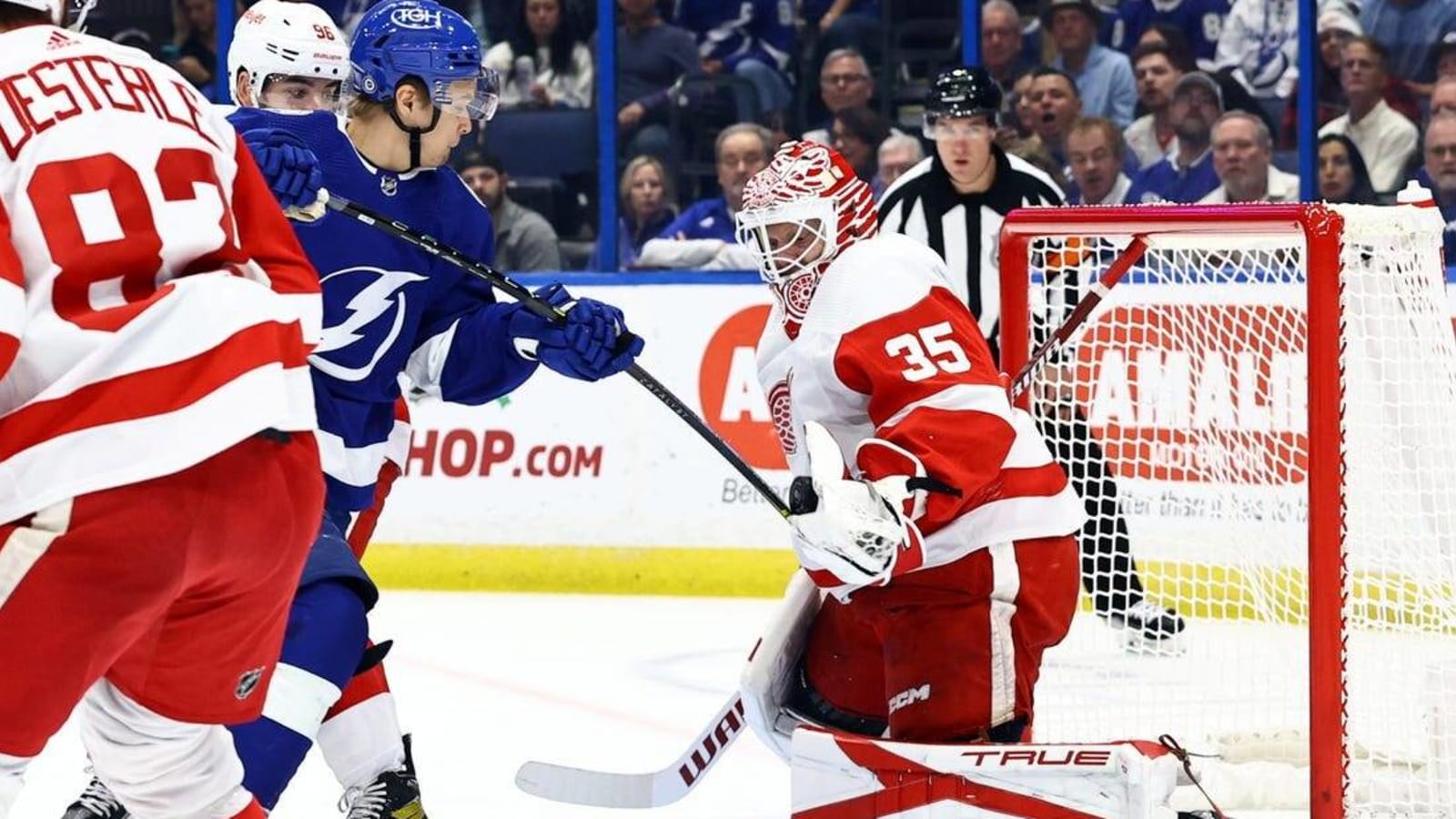 Wings&#39; Ville Husso makes 44 saves in win over Lightning