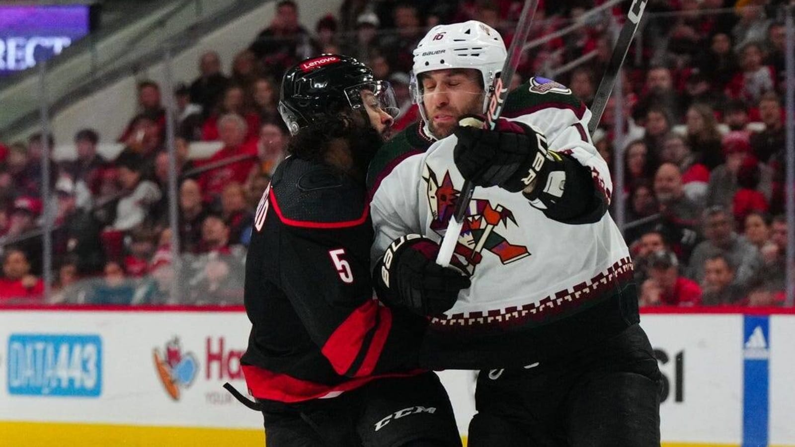 Predators acquire F Jason Zucker from Coyotes