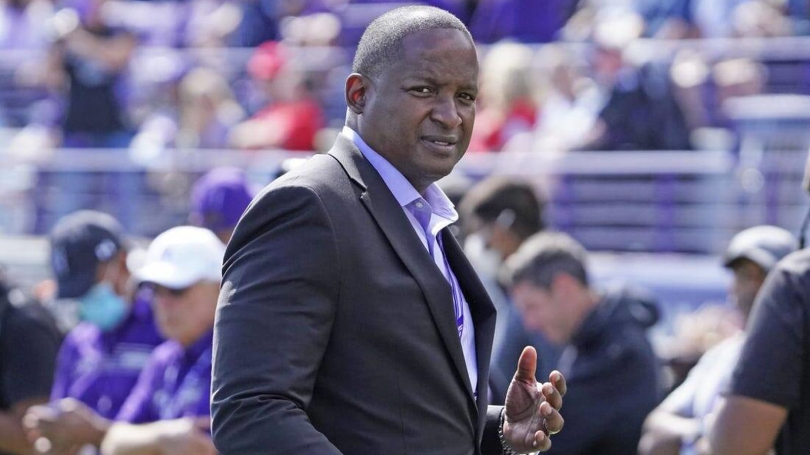 Northwestern to keep assistant coaches for 2023