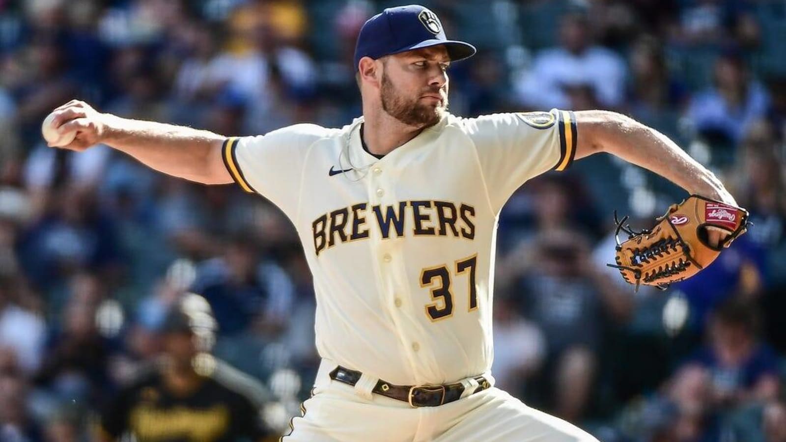 Brewers turn to Adrian Houser, seek bounce-back win against Reds