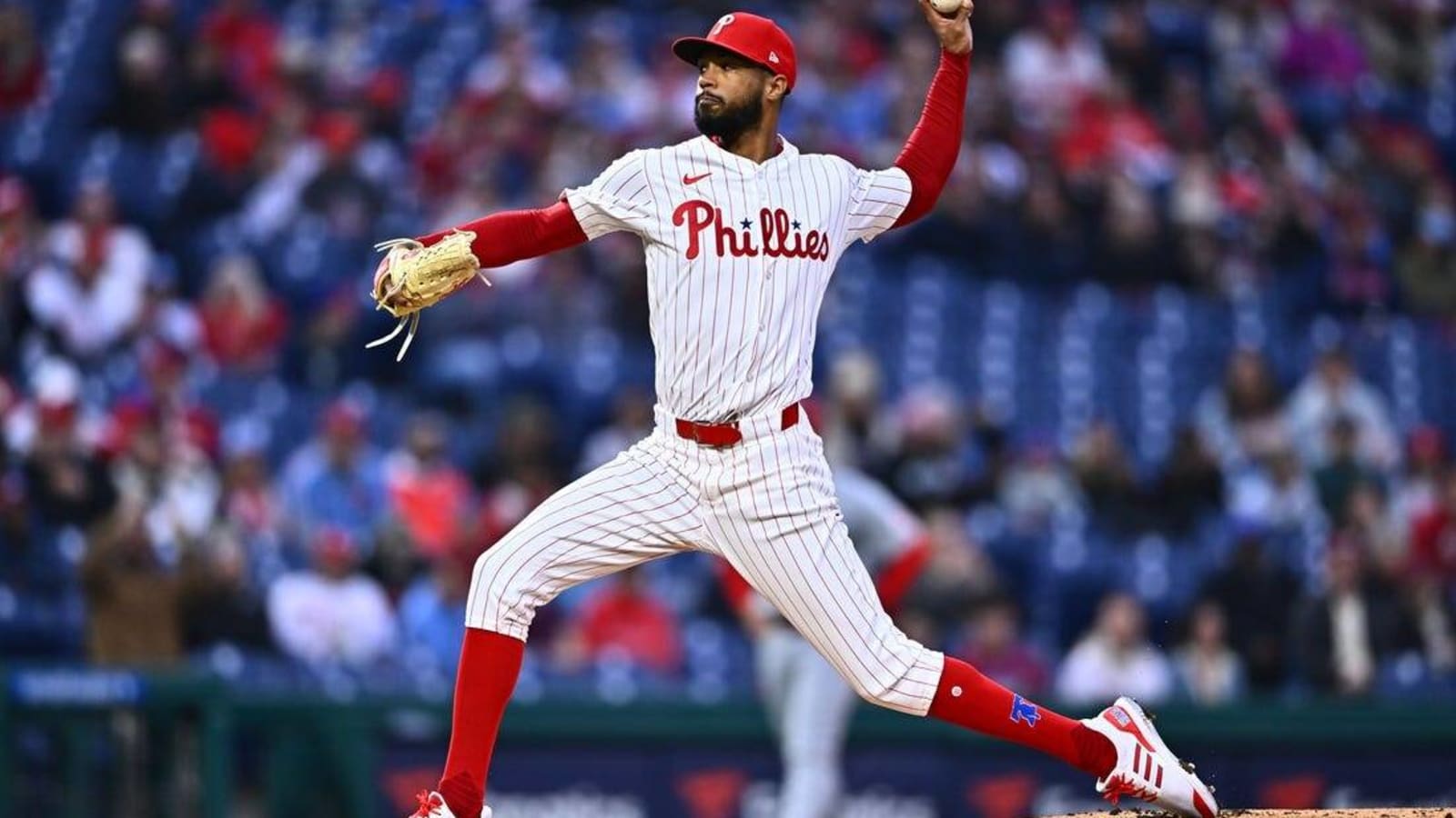 Phillies&#39; pitching staff aims to keep rolling vs. Reds