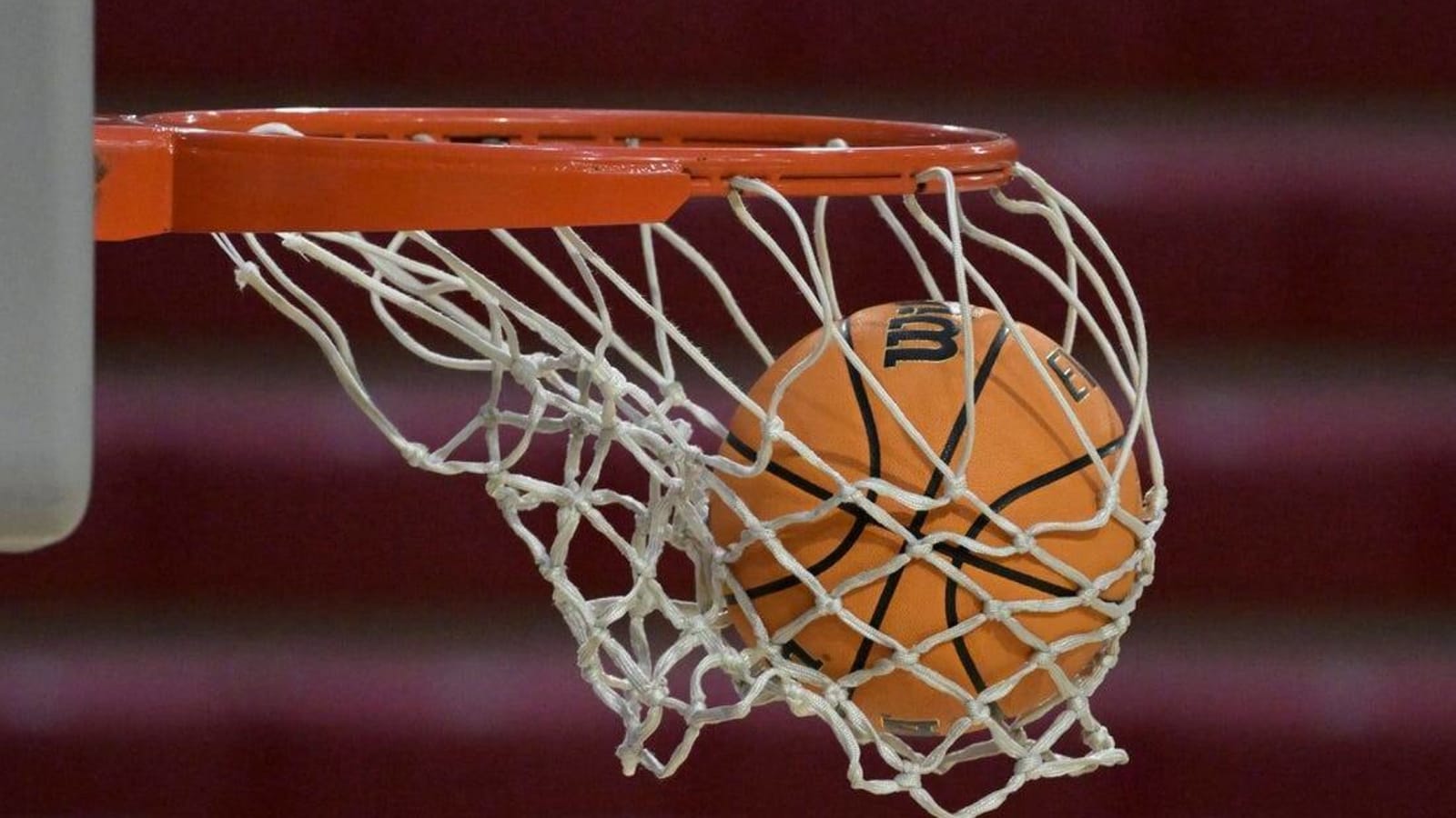 Former DePaul player, coach Joey Meyer dies at 74