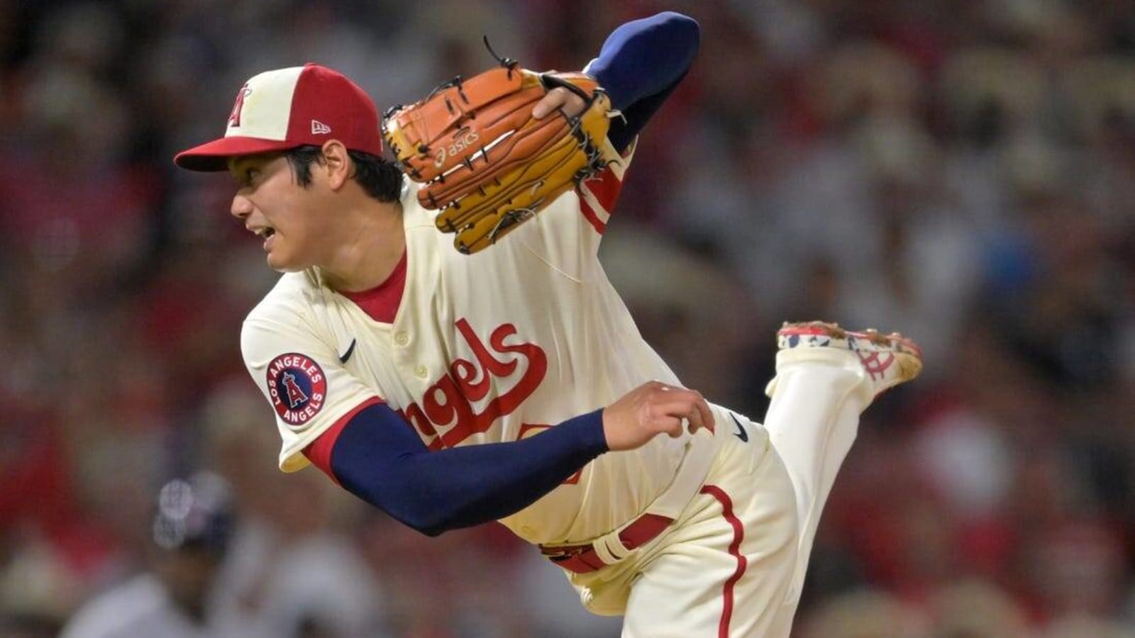Angels&#39; Shohei Ohtani takes new tool to mound vs. Astros