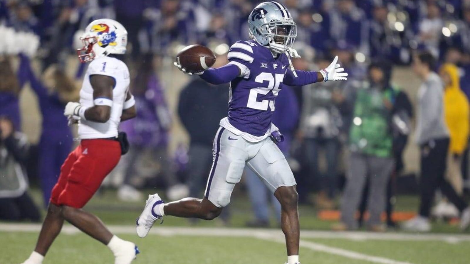 No. 12 K-State clubs Kansas to clinch berth in Big 12 title game