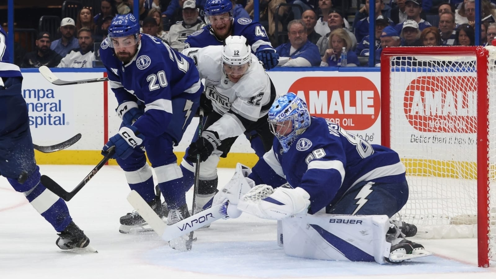 Andrei Vasilevskiy (28 saves) helps Lightning blank Kings