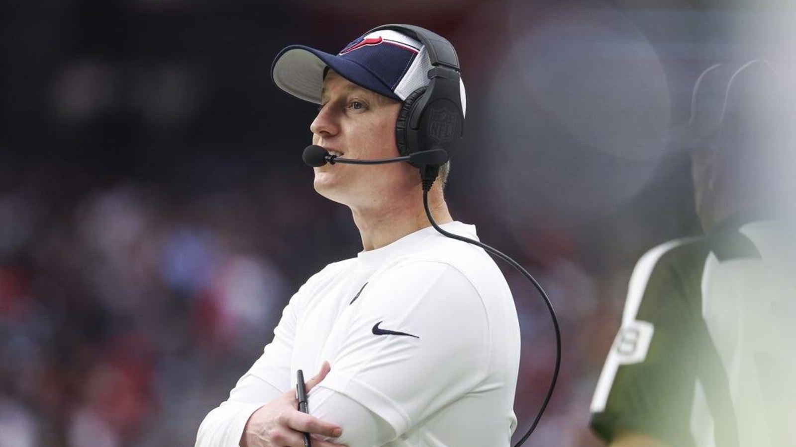 Texans OC Bobby Slowik &#39;entirely locked in&#39; despite coaching rumors
