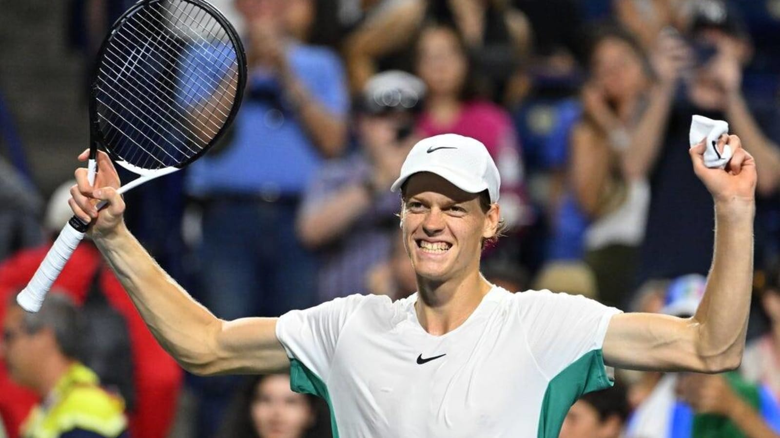 Jannik Sinner, Alex de Minaur advance to Toronto final